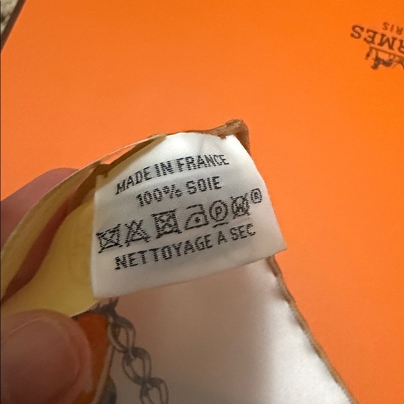 Hermes Silk Carre Cavalcades Scarves - Picture 7 of 7